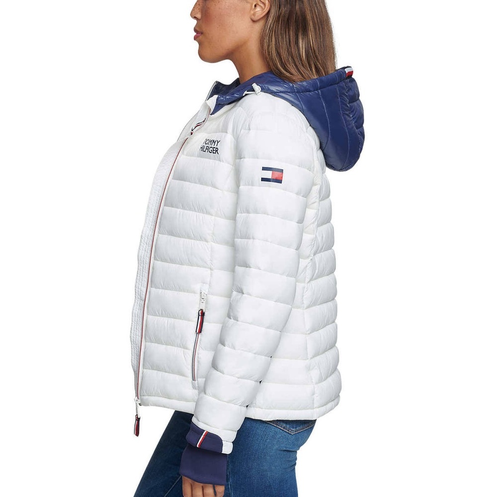 Like New Women Size Small Tommy Hilfiger Packable Hooded Puffer Jacket In white